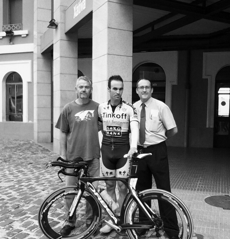 El ciclista Fulgencio Sánchez le gana la carrera al tren Alcoy-Xàtiva por trece minutos