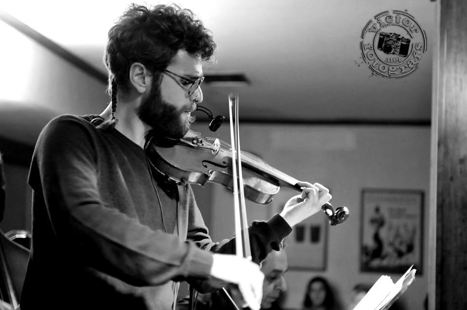 Jazz per a inquiets: Ernesto Llorens, el violí fascinant