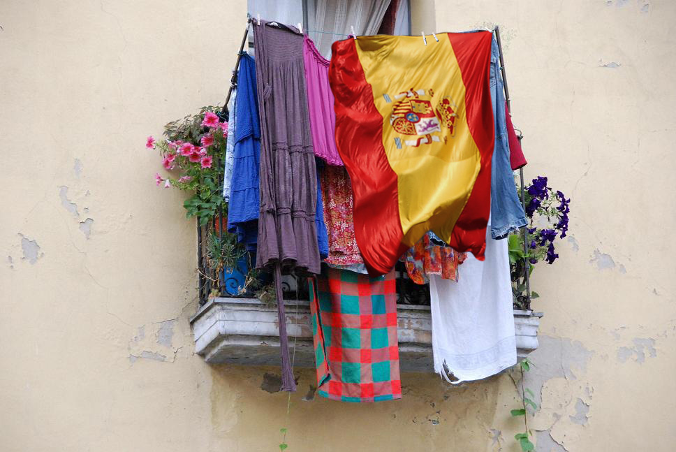 El Ayuntamiento de Alcoi aprobará una nueva ordenanza sobre la colocación de banderas nacionales en domicilios particulares