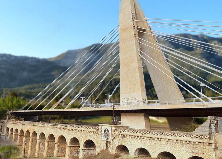 Tras conocer los informes favorables de Fomento, el Ayuntamiento decide construir un nuevo puente debajo del puente Fernando Reig por si las moscas